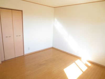ライズガーデン弐番館 ベッドルーム